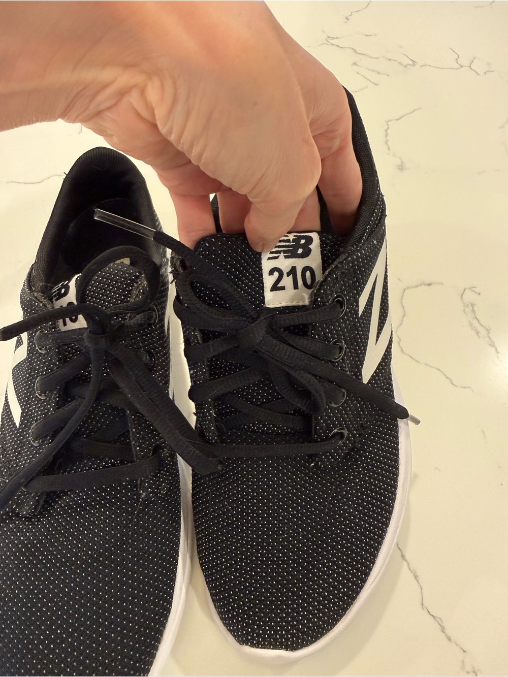 New Balance 210 sneakers - Picture 2 of 6